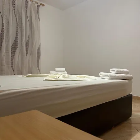 Kokomani 3 * Durrës